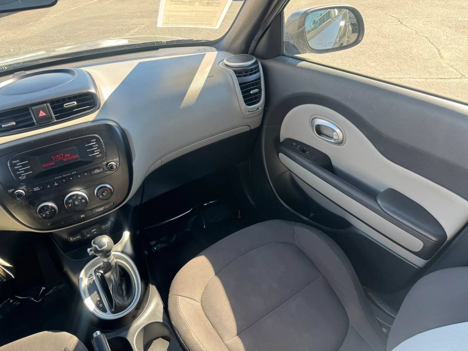 Used 2015 Kia Soul FWD image 27