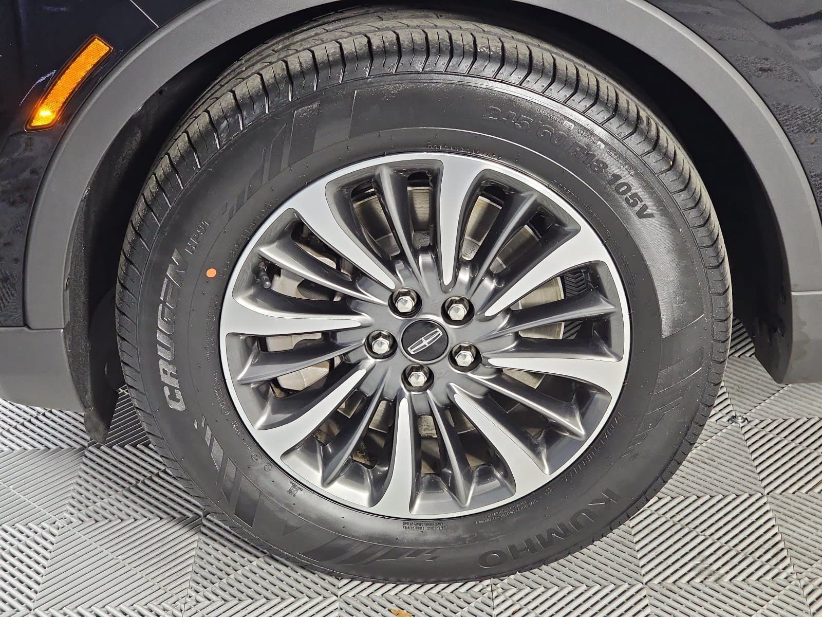 Used 2021 Lincoln Nautilus FWD w/ Equipment Group 101A image 10