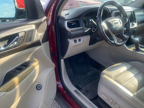 Used 2018 GMC Acadia Denali AWD/4WD image 8