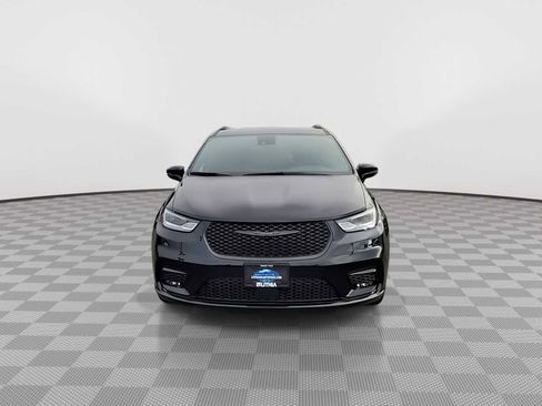 New 2026 Chrysler Pacifica Select w/ S Appearance Package image 3