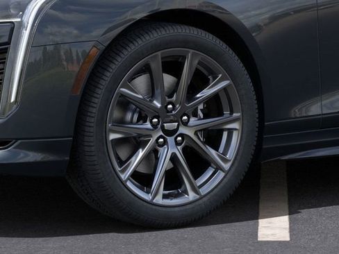 New 2025 Cadillac CT4 V image 9