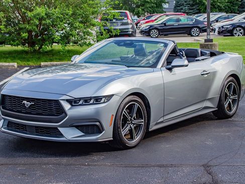 Used 2024 Ford Mustang Premium RWD image 3