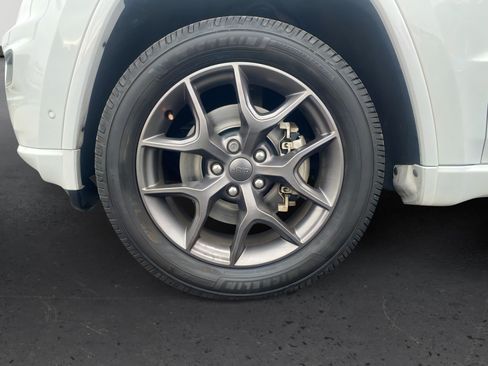 Used 2021 Jeep Grand Cherokee 80th Anniversary w/ Quick Order Package 28K 80th image 9