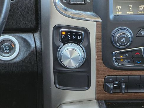 Used 2015 RAM 1500 Laramie w/ Convenience Group RWD image 20