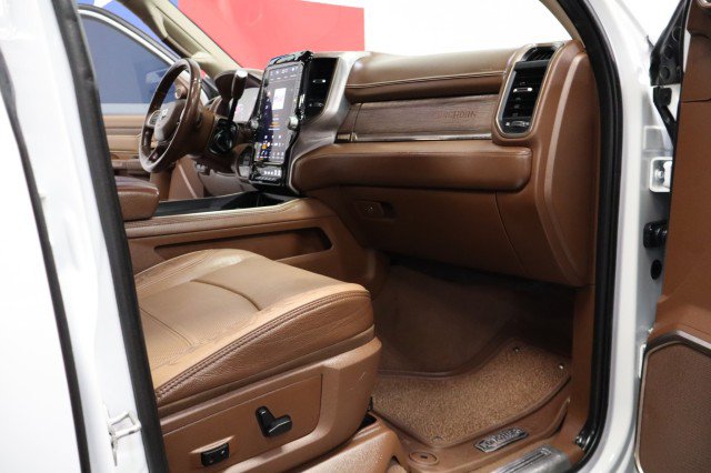 Used 2022 RAM 3500 Limited AWD/4WD image 70