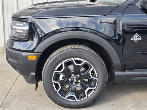 New 2025 Ford Bronco Sport Outer Banks w/ Outer Banks Tech Package+ image 8