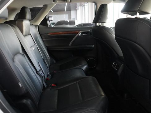 Used 2019 Lexus RX 350L FWD image 17