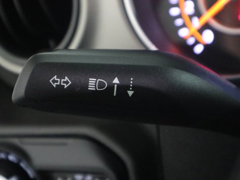 Used 2021 Jeep Gladiator Sport image 30