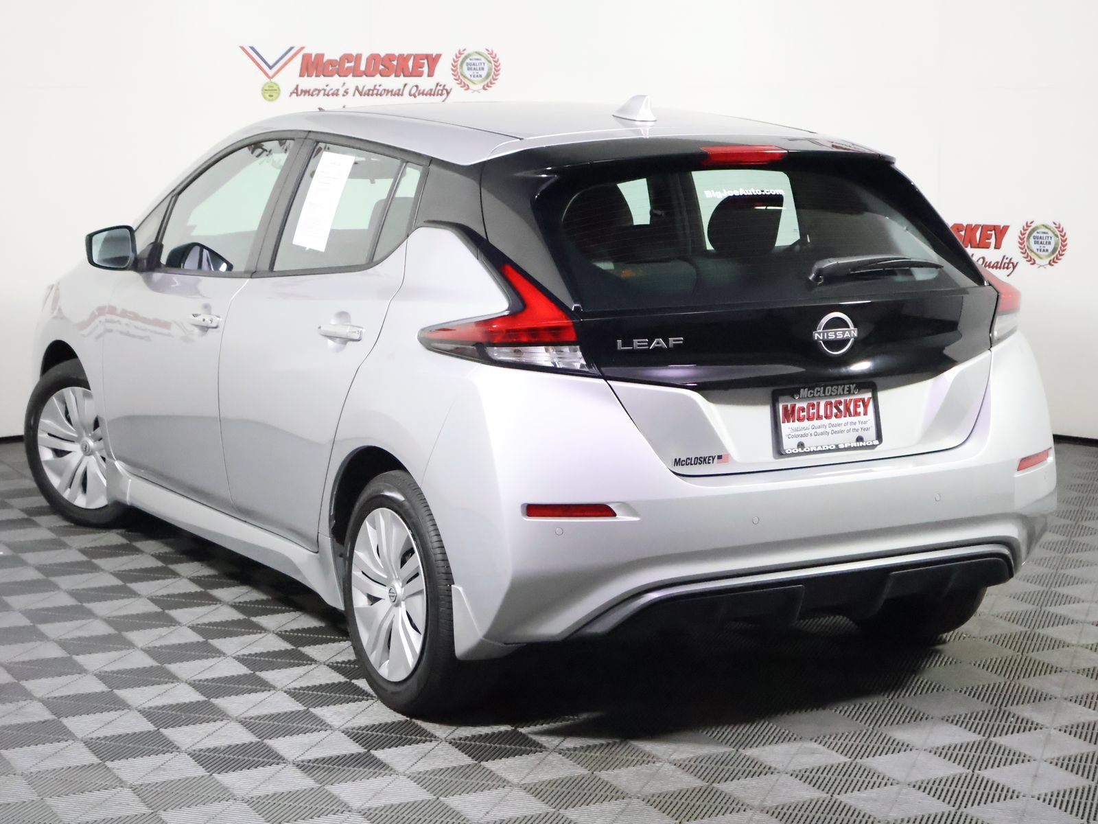 Used 2025 Nissan Leaf S FWD image 13