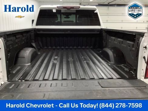 Used 2021 Chevrolet Silverado 2500 High Country w/ Technology Package image 5