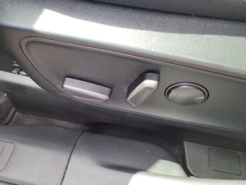 Certified 2022 Ford Escape SE w/ SE Sport Appearance Package FWD image 18