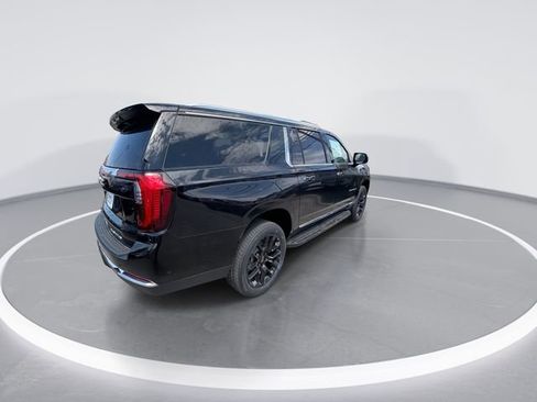 New 2026 GMC Yukon XL Elevation w/ Elevation Premium Package AWD/4WD image 8