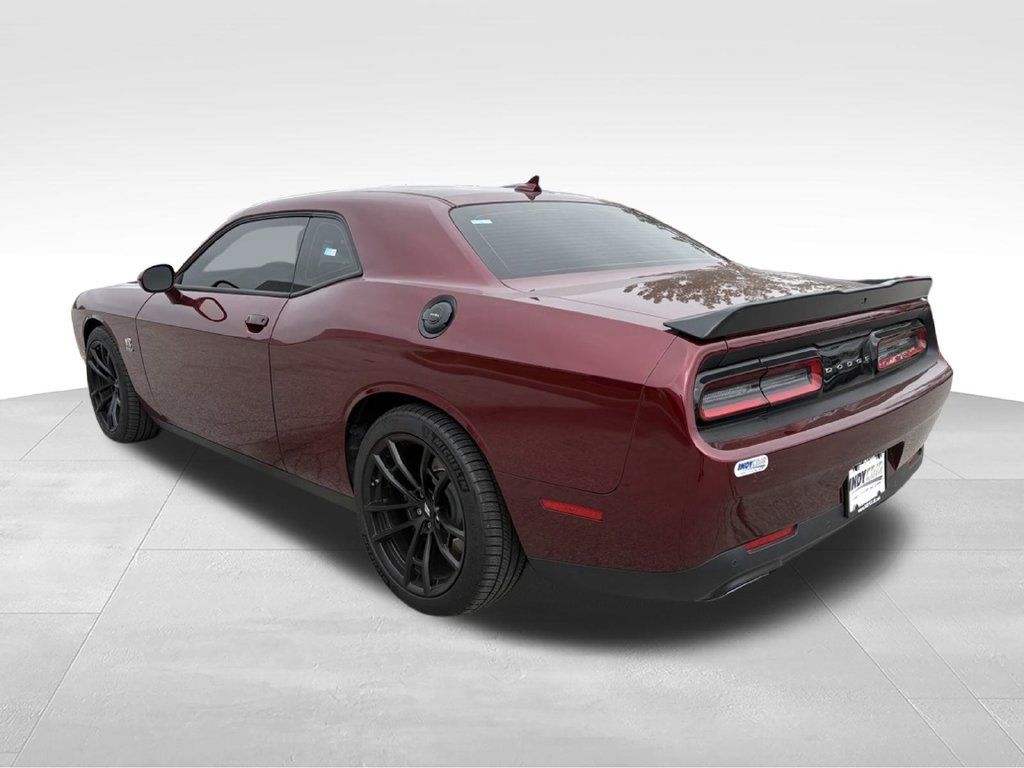 Used 2023 Dodge Challenger R/T Scat Pack RWD image 7