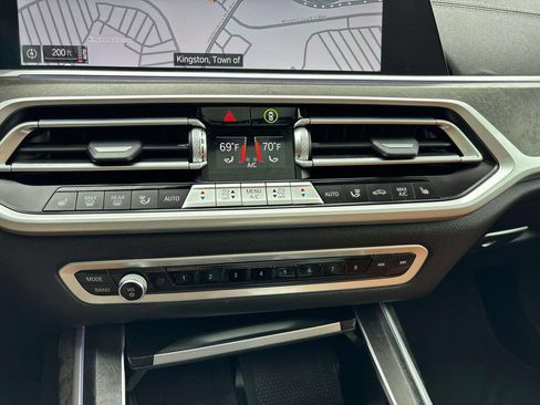Used 2022 BMW X7 xDrive40i AWD/4WD image 24