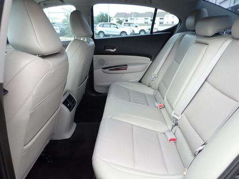 Used 2015 Acura TLX w/ Technology Package FWD image 8