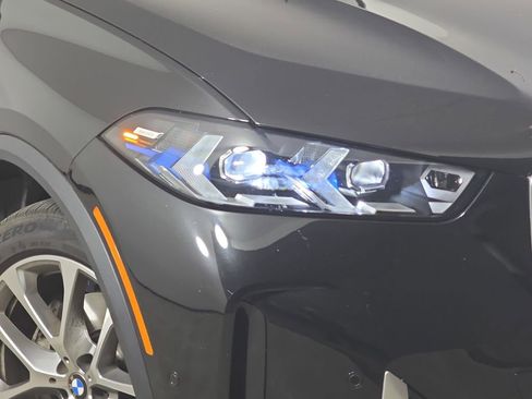 Certified 2024 BMW X5 xDrive40i w/ Premium Package AWD/4WD image 36