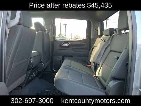 New 2026 GMC Sierra 1500 Elevation image 8