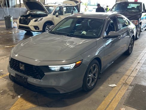 Used 2023 Honda Accord EX-L image 1