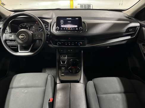 Used 2024 Nissan Rogue S FWD image 10