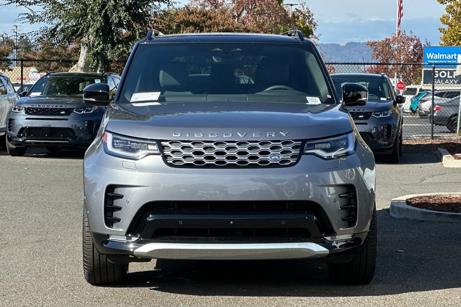 New 2026 Land Rover Discovery Limited Edition AWD/4WD image 7