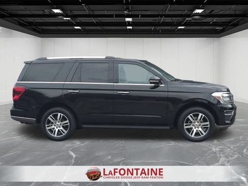 Used 2024 Ford Expedition Limited AWD/4WD image 6