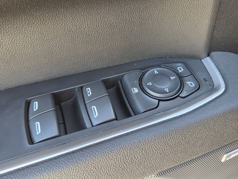 Used 2026 Chevrolet Silverado 1500 LT Trail Boss w/ LT Trail Boss Premium Package AWD/4WD image 42