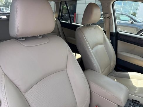 Used 2019 Subaru Outback 2.5i Limited w/ Popular Package #2 AWD/4WD image 17