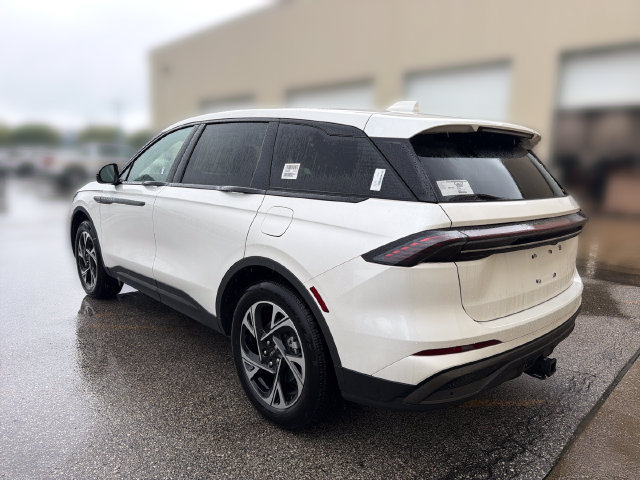 New 2026 Lincoln Nautilus Premier w/ Equipment Group 102A AWD/4WD image 8
