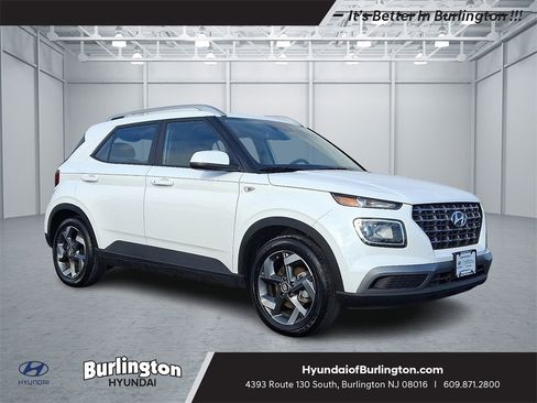 Certified 2025 Hyundai Venue SEL image 1