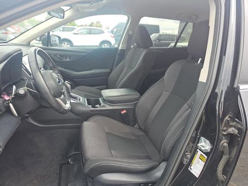 Used 2023 Subaru Outback Premium AWD/4WD image 8