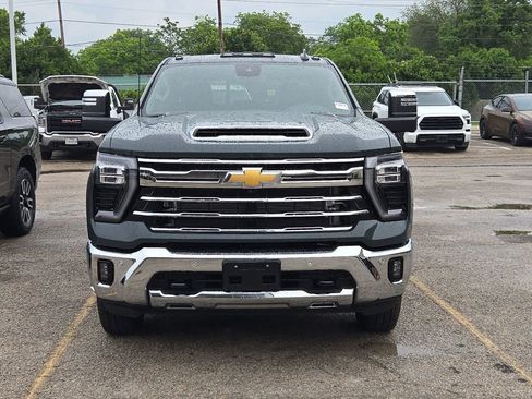 Used 2026 Chevrolet Silverado 3500 LTZ w/ LTZ Convenience Package AWD/4WD image 6