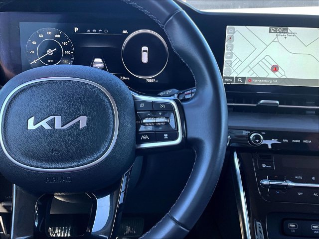 Certified 2023 Kia Carnival SX FWD image 15