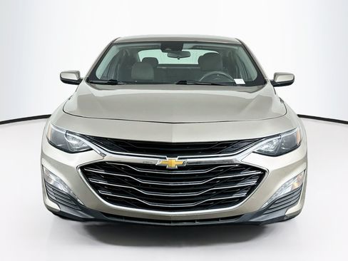Used 2023 Chevrolet Malibu LT w/ Driver Confidence Package FWD image 2