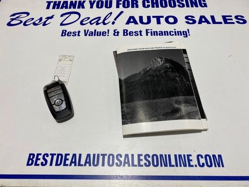Used 2022 Ford Expedition XLT AWD/4WD image 32