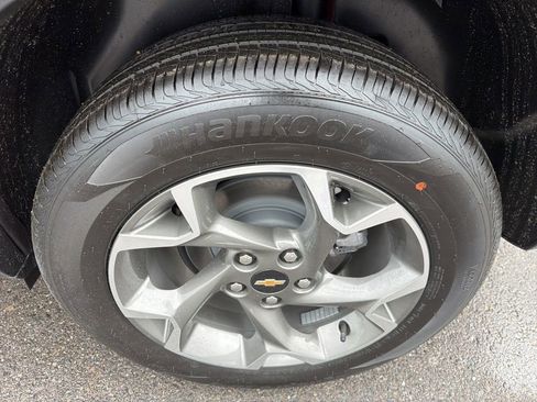 New 2026 Chevrolet Trax LT w/ Driver Confidence Package FWD image 28