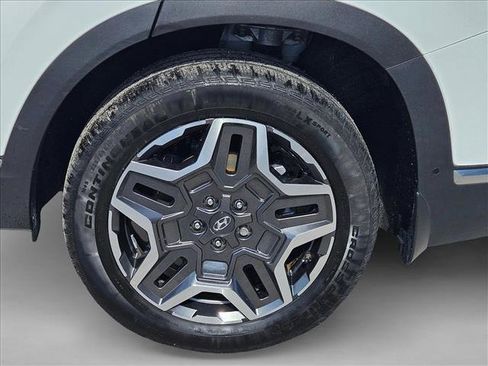 Used 2023 Hyundai Santa Fe Limited w/ Cargo Package FWD image 5