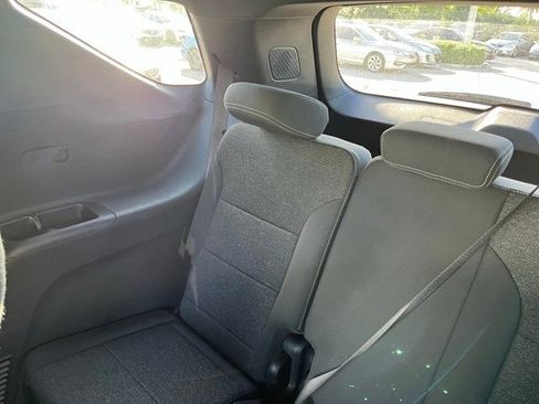 Used 2024 Chevrolet Traverse LT image 8