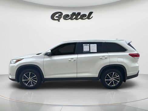 Used 2019 Toyota Highlander XLE FWD image 8