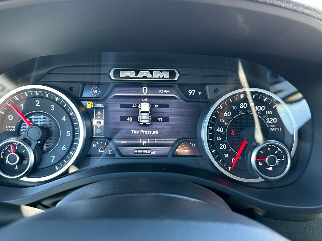 New 2026 RAM 1500 Laramie w/ Laramie Preferred Package AWD/4WD image 25