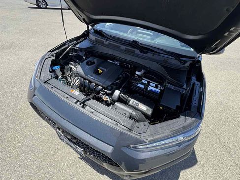 Used 2020 Hyundai Kona SE FWD image 39