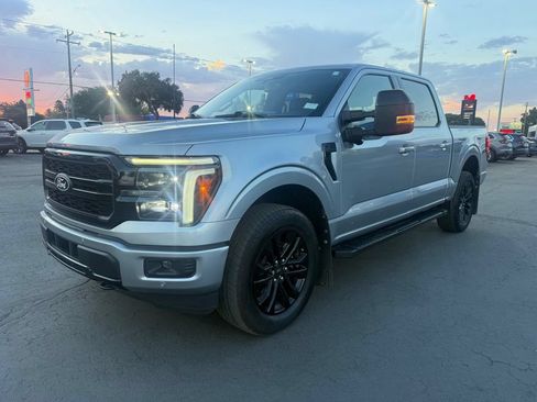 Used 2025 Ford F150 Lariat AWD/4WD image 3