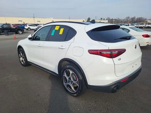 Used 2022 Alfa Romeo Stelvio Sprint image 28