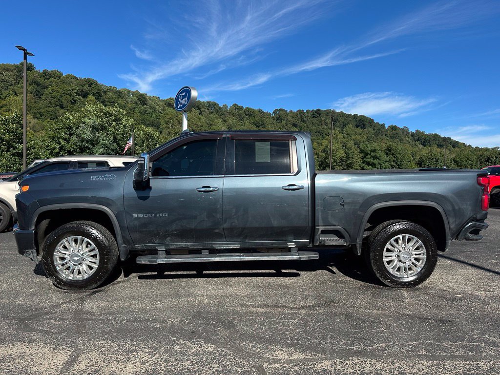 Used 2020 Chevrolet Silverado 3500 High Country w/ Z71 Off-Road Package AWD/4WD image 2