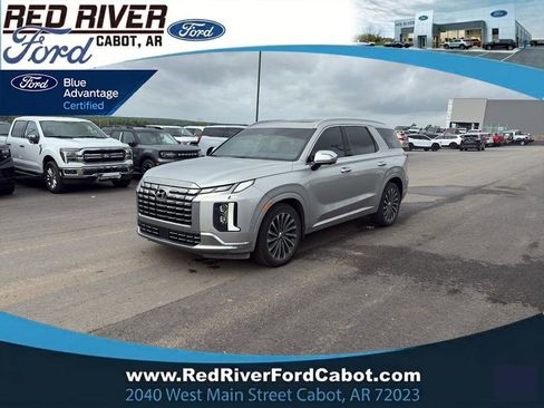 Used 2024 Hyundai Palisade Calligraphy FWD image 1