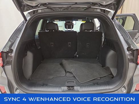 Used 2024 Ford Escape ST-Line w/ Tech Pack #1 FWD image 9