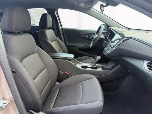 Used 2025 Chevrolet Malibu LT FWD image 15