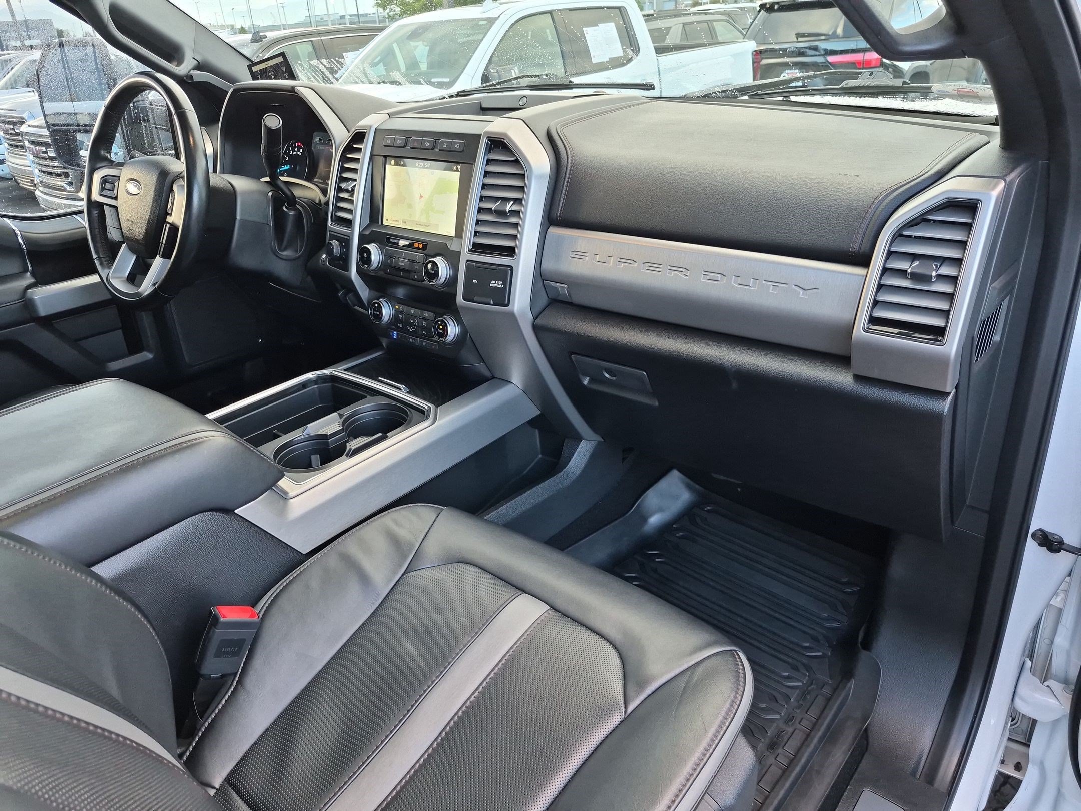 Used 2019 Ford F350 Platinum w/ Platinum Ultimate Package AWD/4WD image 35