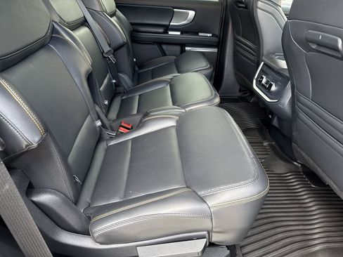 Used 2025 Ford Expedition Tremor image 16