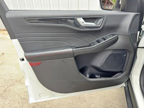 Used 2024 Ford Escape ST-Line Select image 38