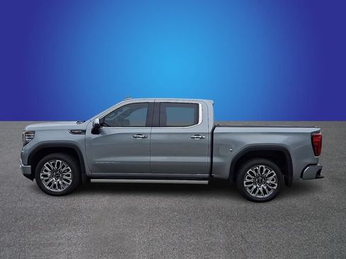 Used 2025 GMC Sierra 1500 Denali Ultimate AWD/4WD image 7